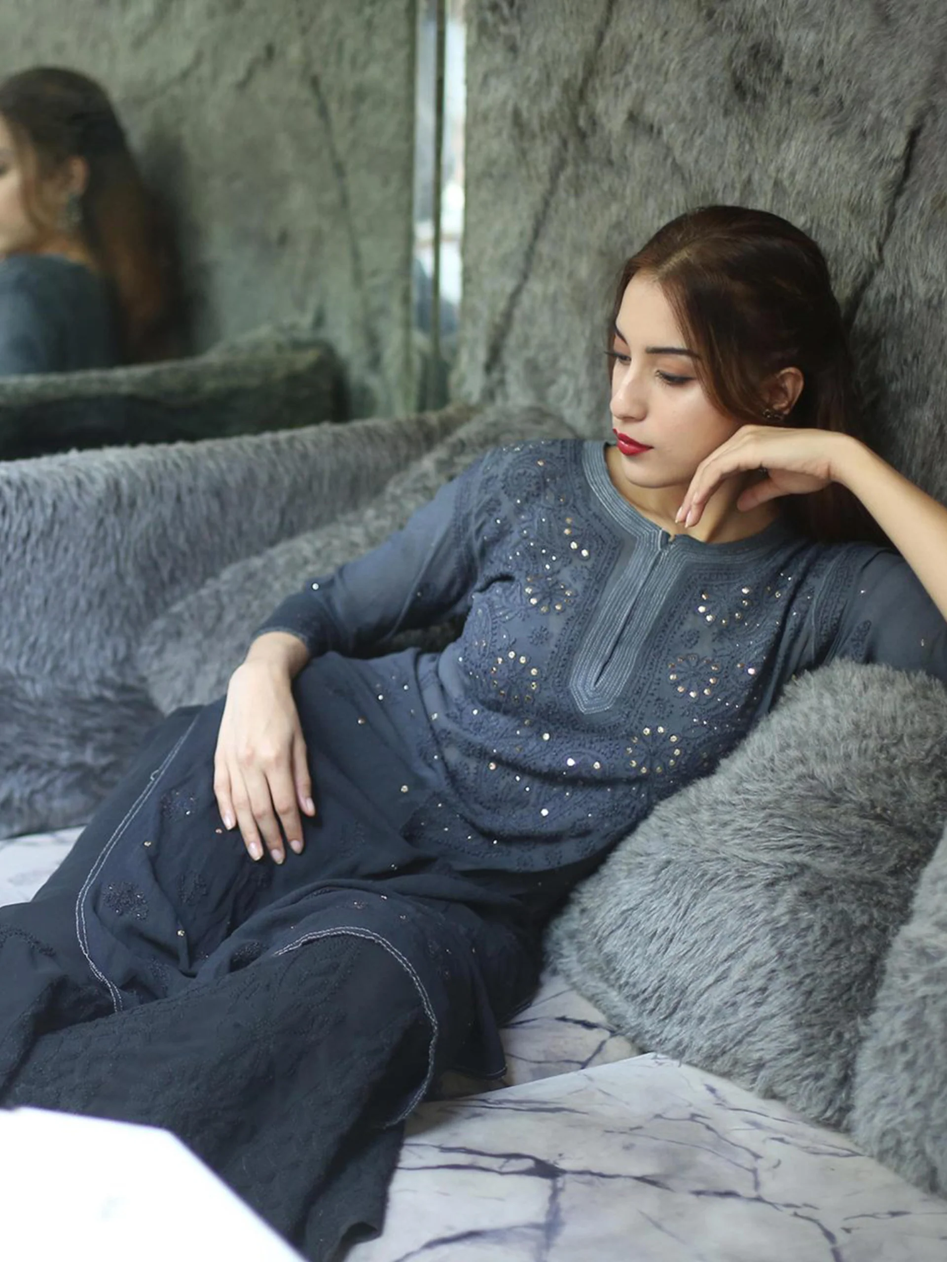 Excalibur Ombré Chikankari Kurta Set (Set of 3) - Image 4