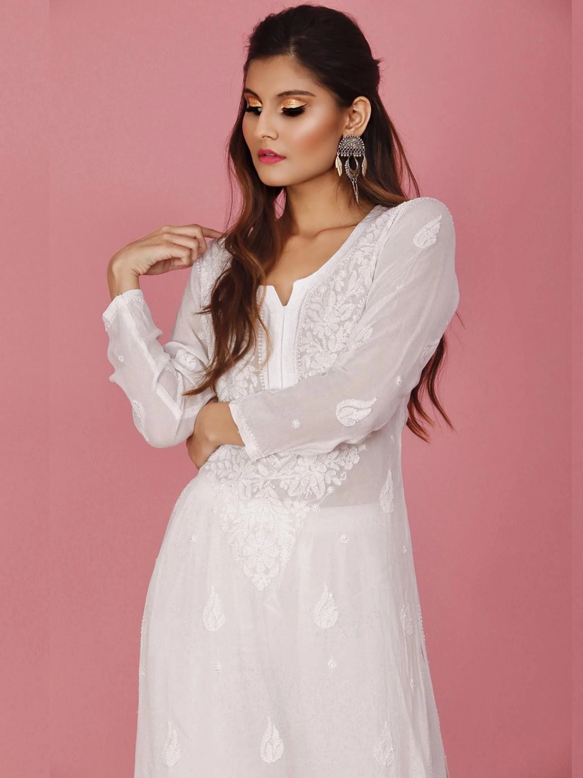 Luna Gala-Booti Chikankari Long Kurta - Image 5