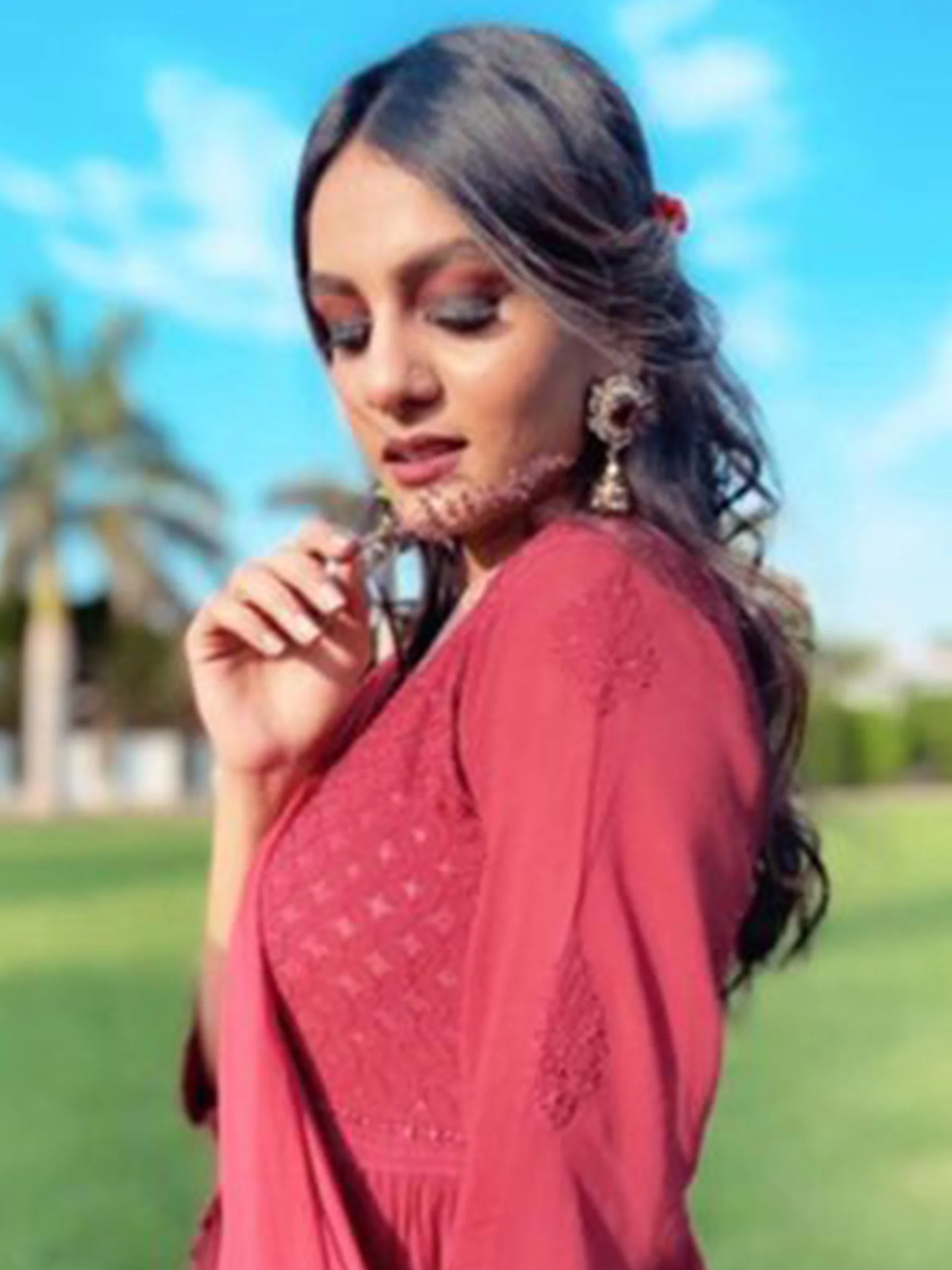 Muse Red Ombré Anarkali Kurta Set - Image 4