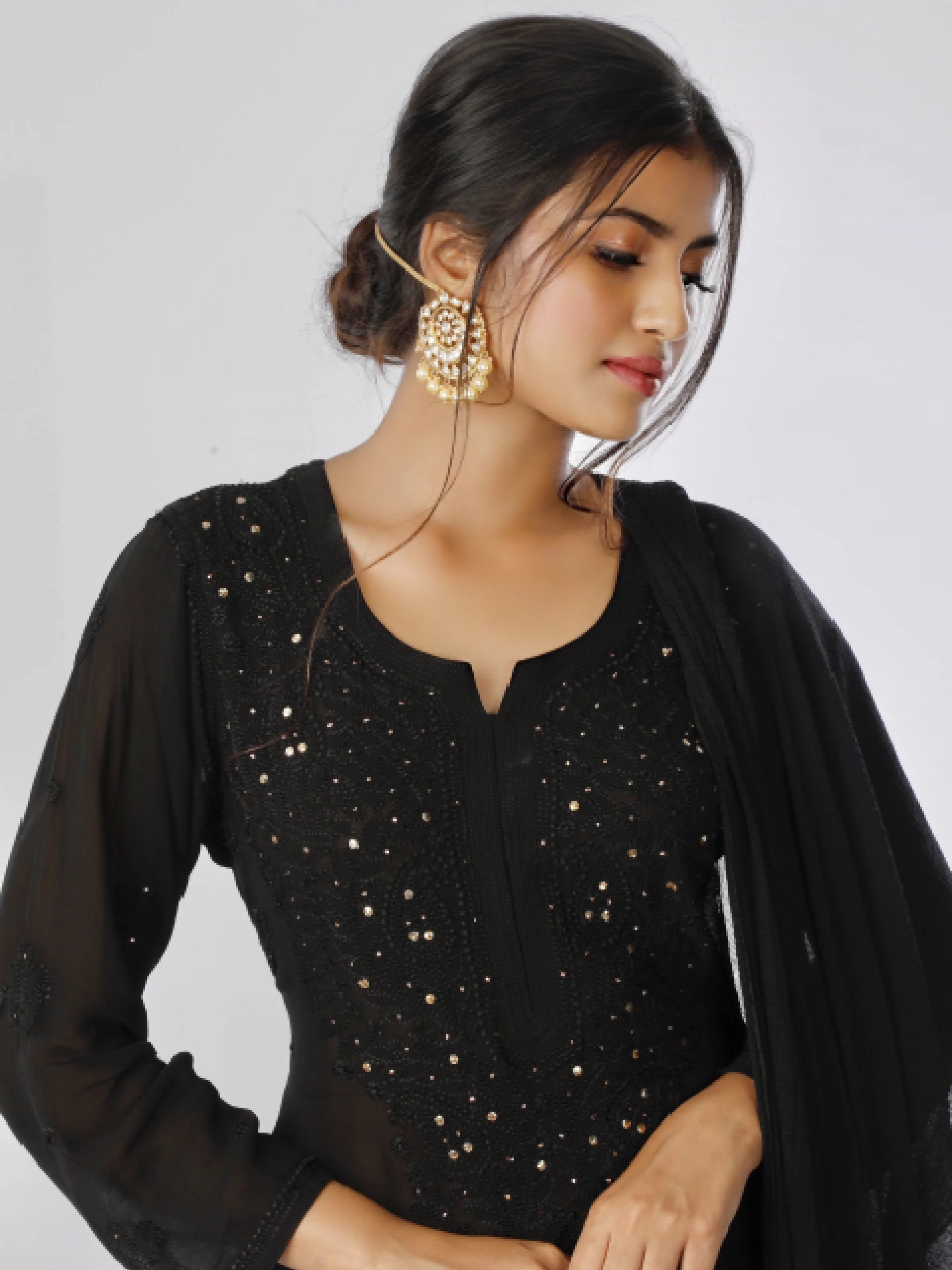 Noir Chikankari Kurta Set - Image 3