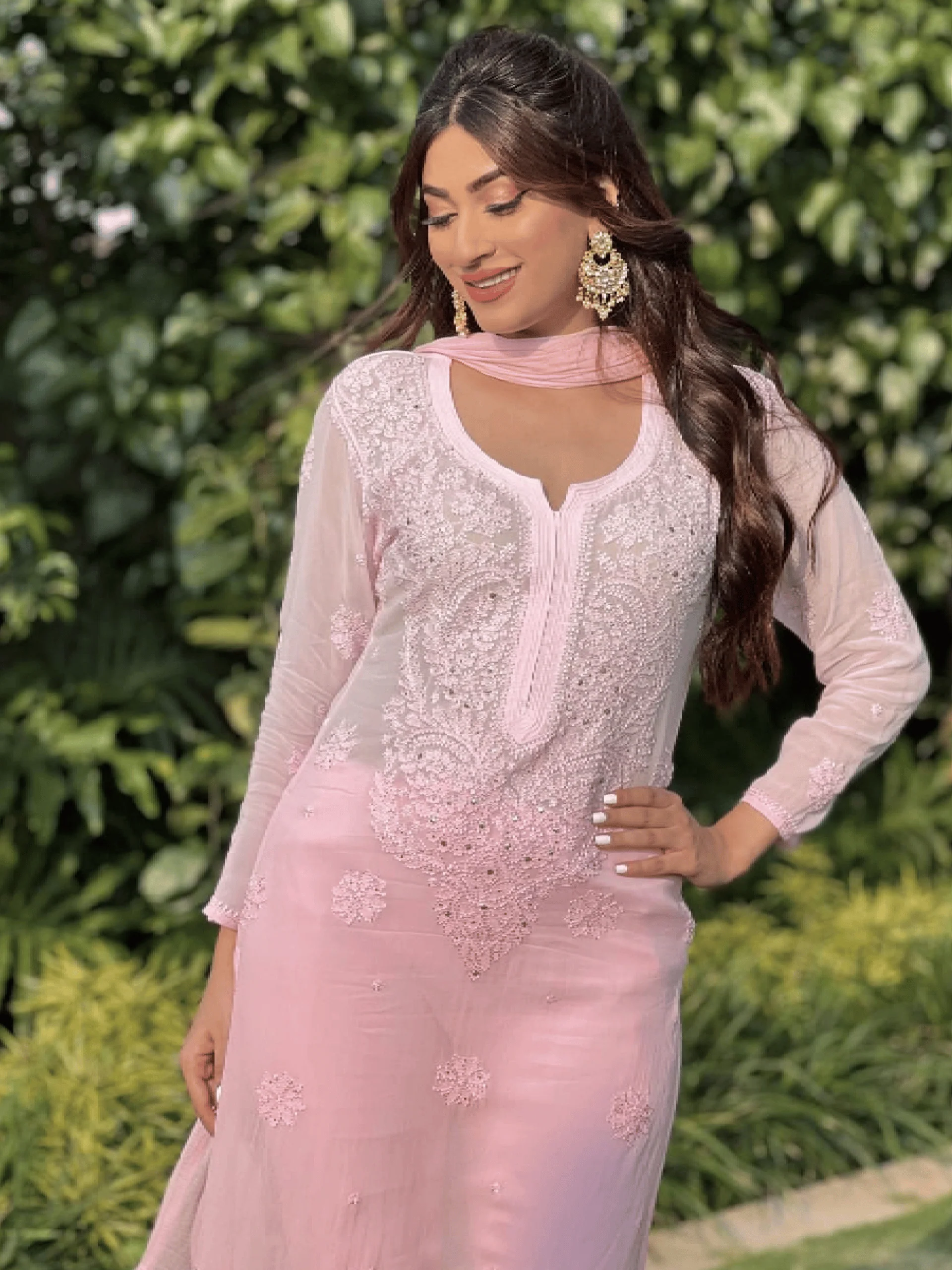 Pressed Rose Chikankari & Mukaish Kurta Set (Set of 3) - Image 5